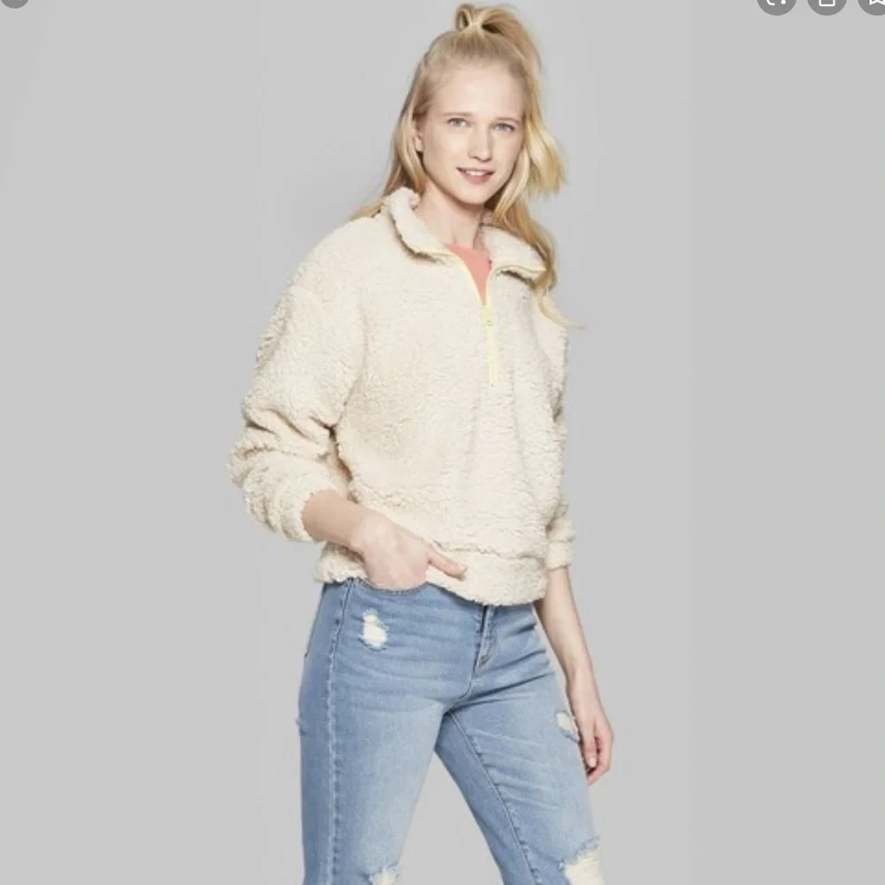 WILD FABLE Women's SHERPA PULLOVER - Picture 1 of 12